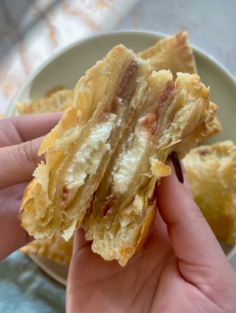 Guava and Cheese Pastries (Pastelitos de Guayaba y Queso)